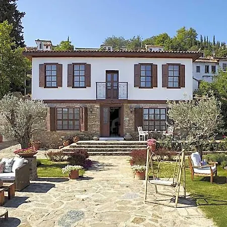 Gullu Mansions Hotel